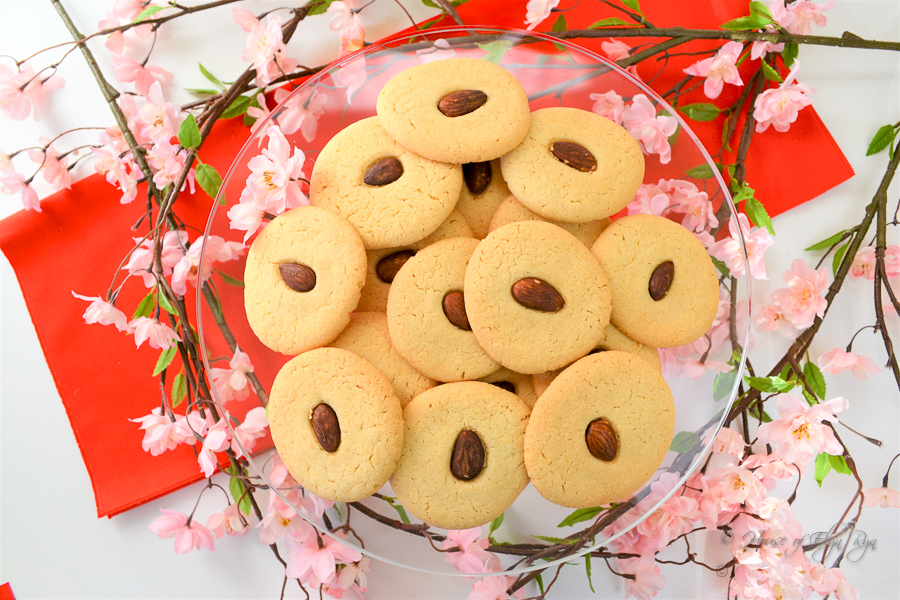 Chinese Almond Cookies