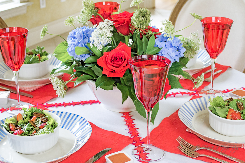 The Beauty of Red, White and Blue Tablescape