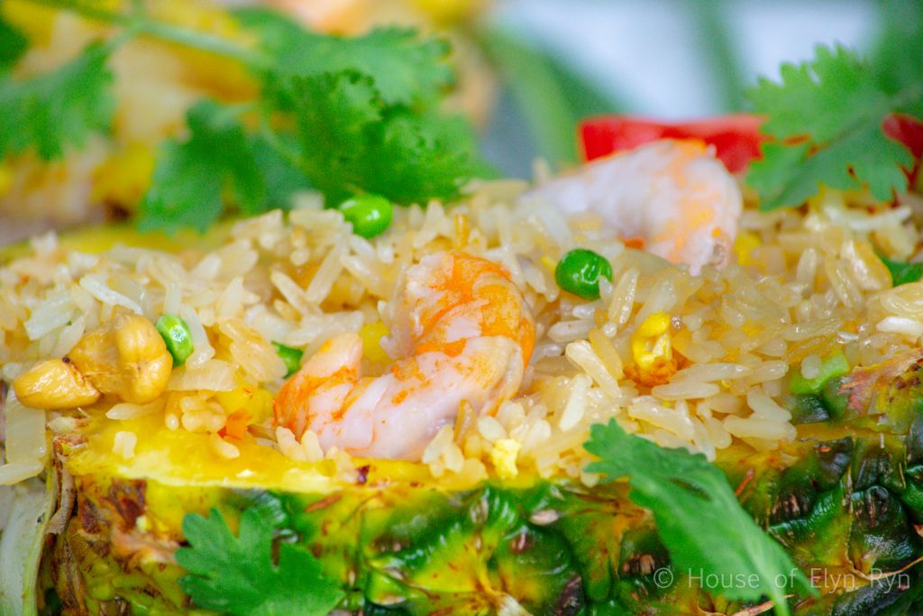 Pineapple shell with shrimp and pineapple fried rice