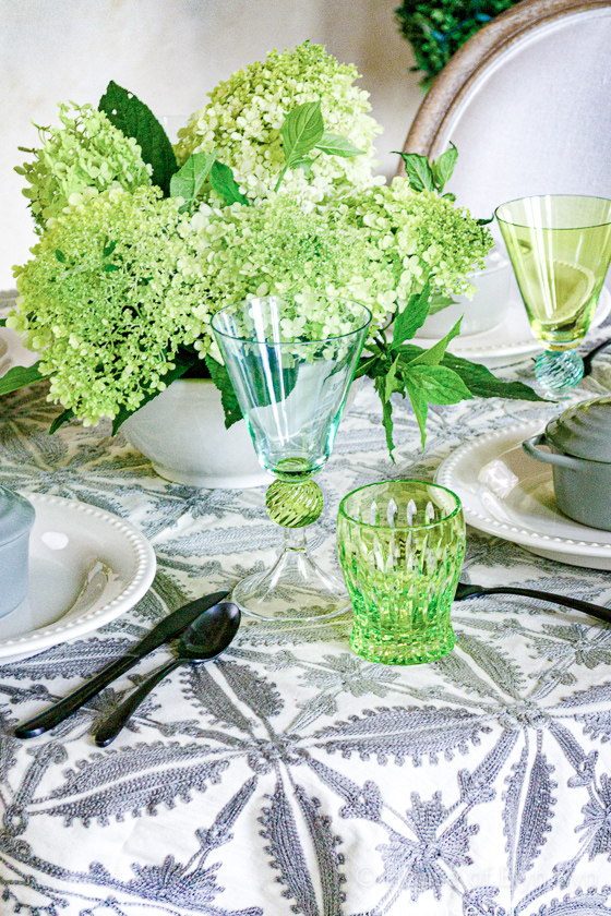 Limelight hydrangea table