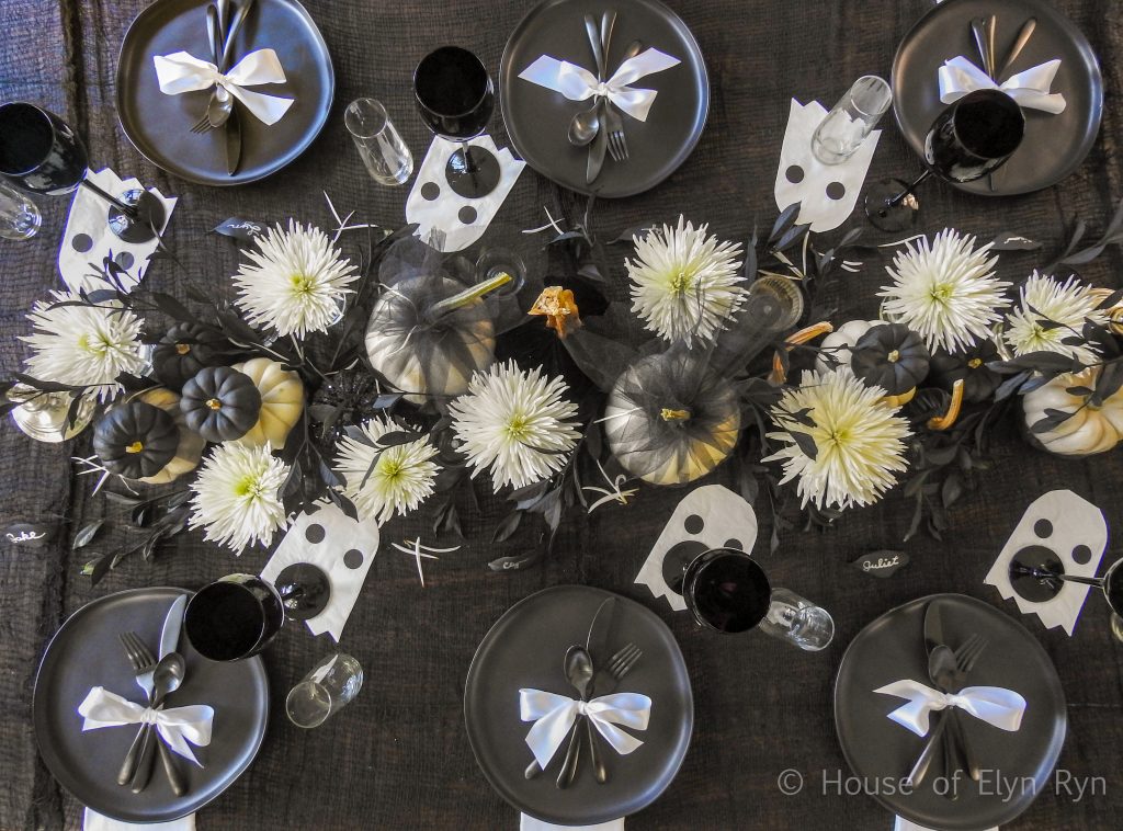 Elegant Black and White Halloween Table