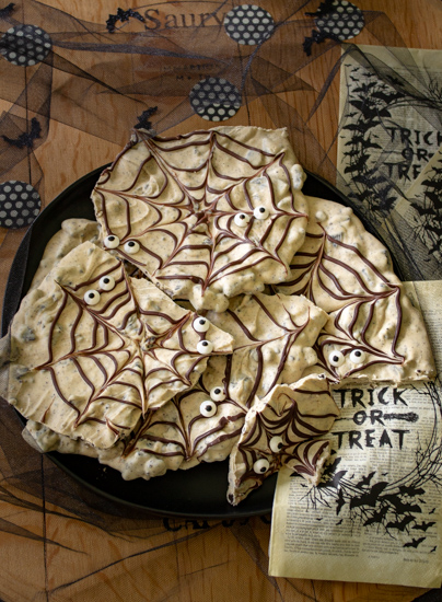 Spiderweb Cookie Bark