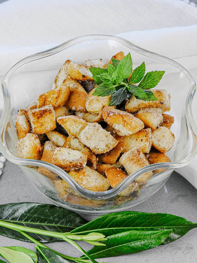 Cinnamon Croutons