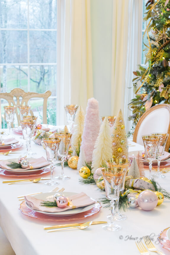 A Pink and Gold Christmas