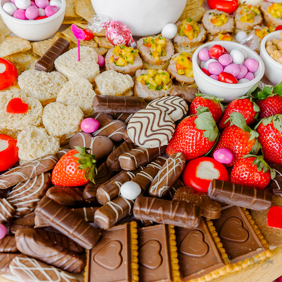 How to Create a Valentine's Day Food Board