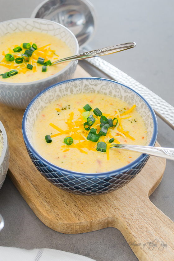 Cheesy Broccoli Soup