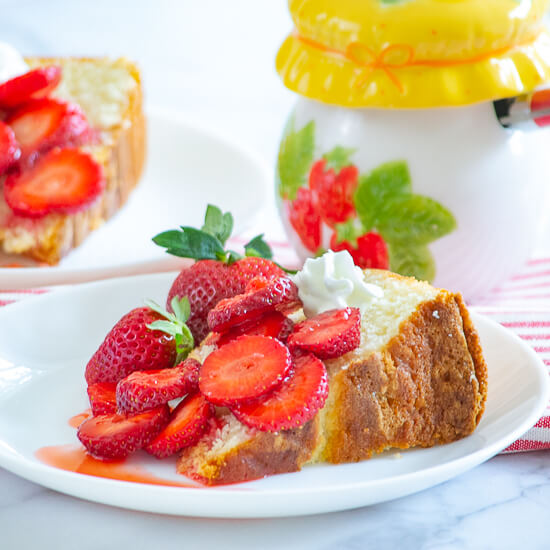 Buttermilk Almond Pound Cake