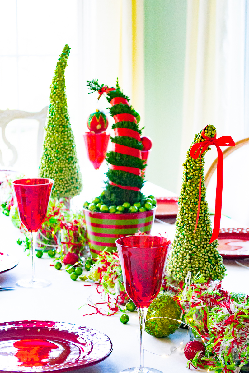 A Whimsical Grinch Table