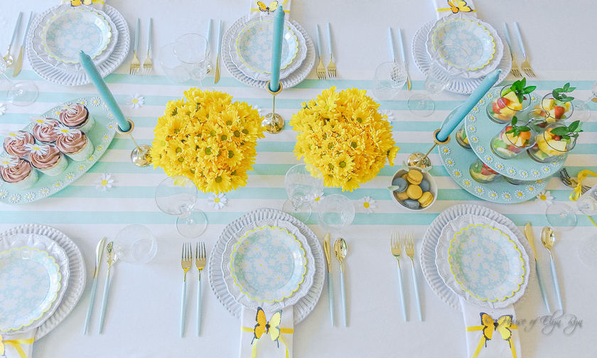 Summer Daisy Table
