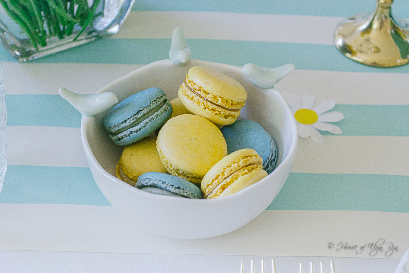 Summer Daisy Table