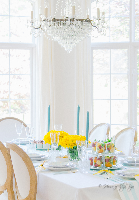 Summer Daisy Table