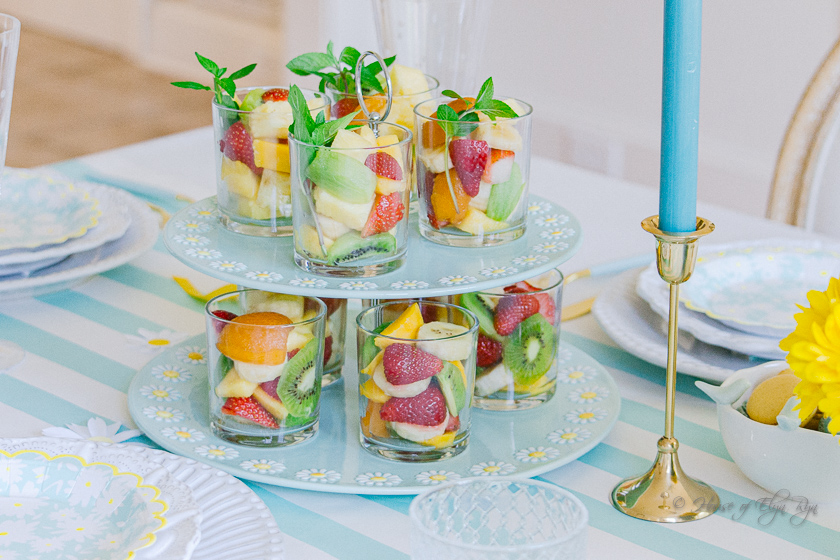 Summer Daisy Table