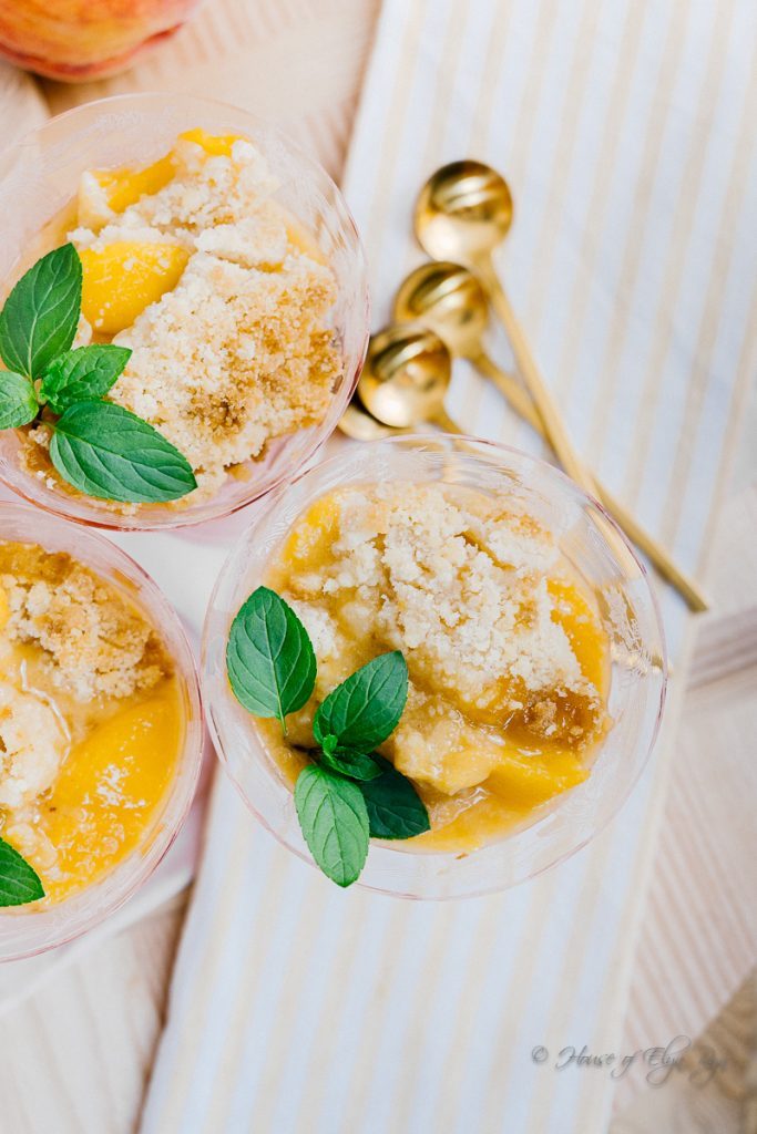 Peach Crumble