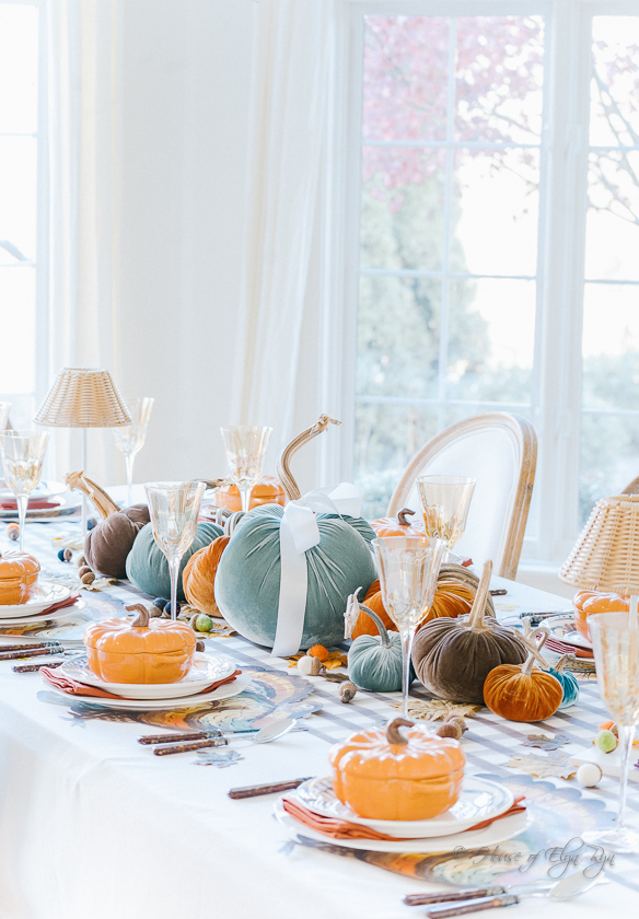 A Colorful Thanksgiving Table