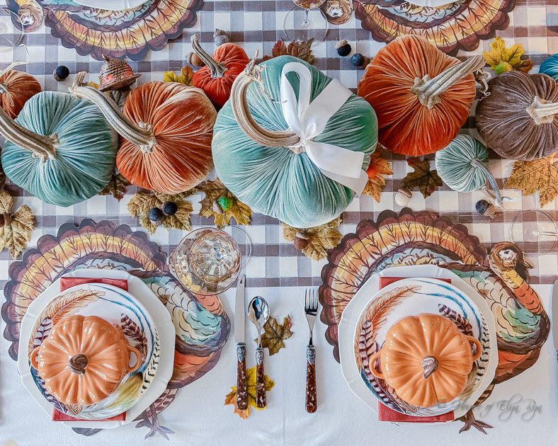A Colorful Thanksgiving Table