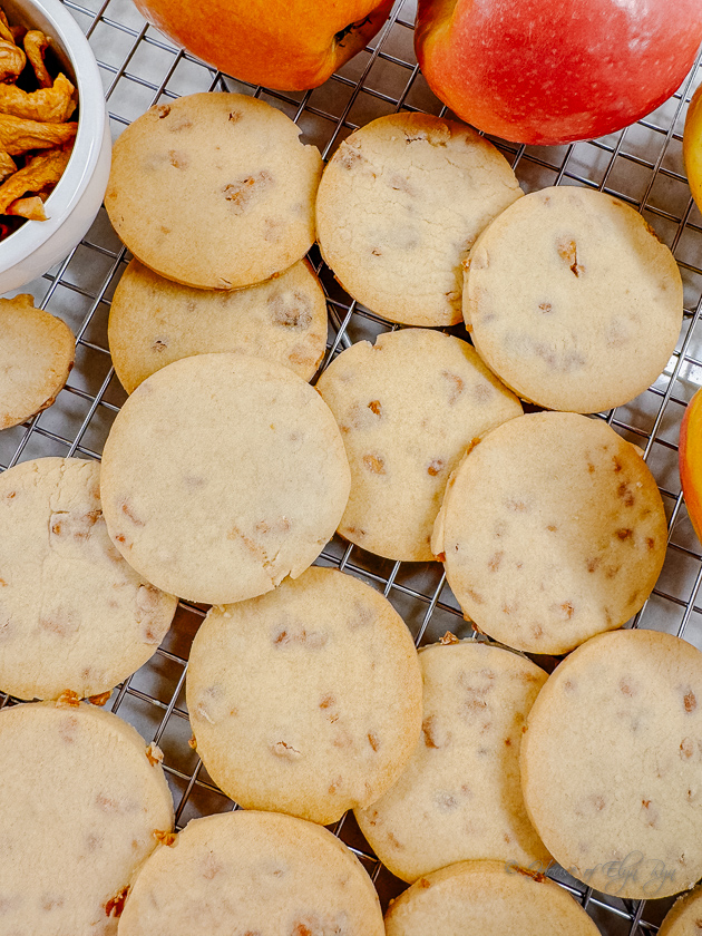 Apple Shortbread
