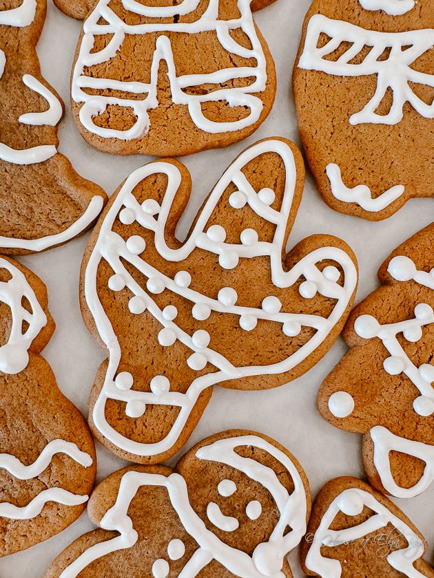 Soft Gingerbread Cookies